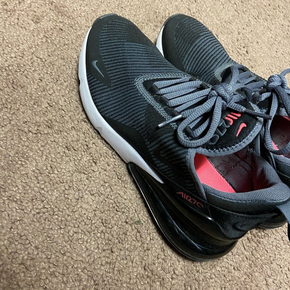 nike air 270 size 5